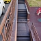Уличная лестница в современном жилкомплексе